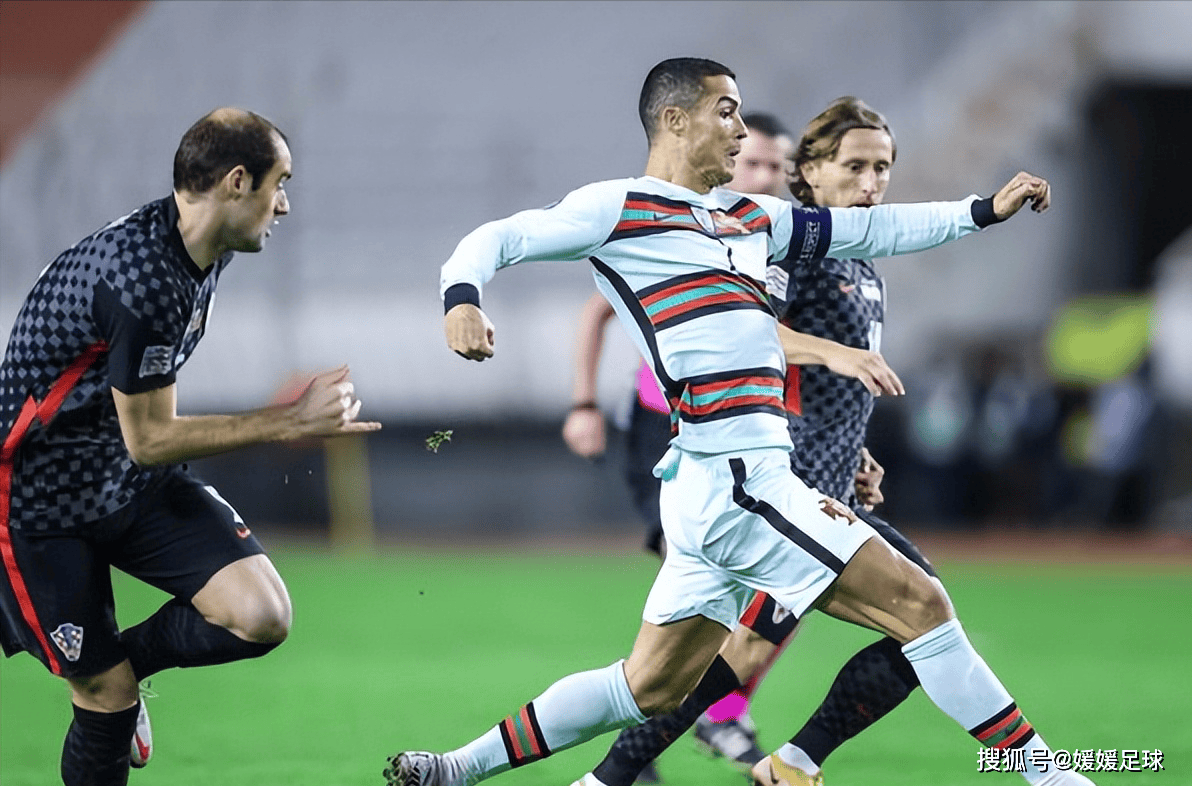 葡萄牙在对阵阿尔巴尼亚的比赛中-逆转胜利的简单介绍