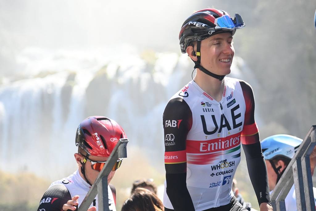 尼斯队在比赛中压倒性优势，轻取对手