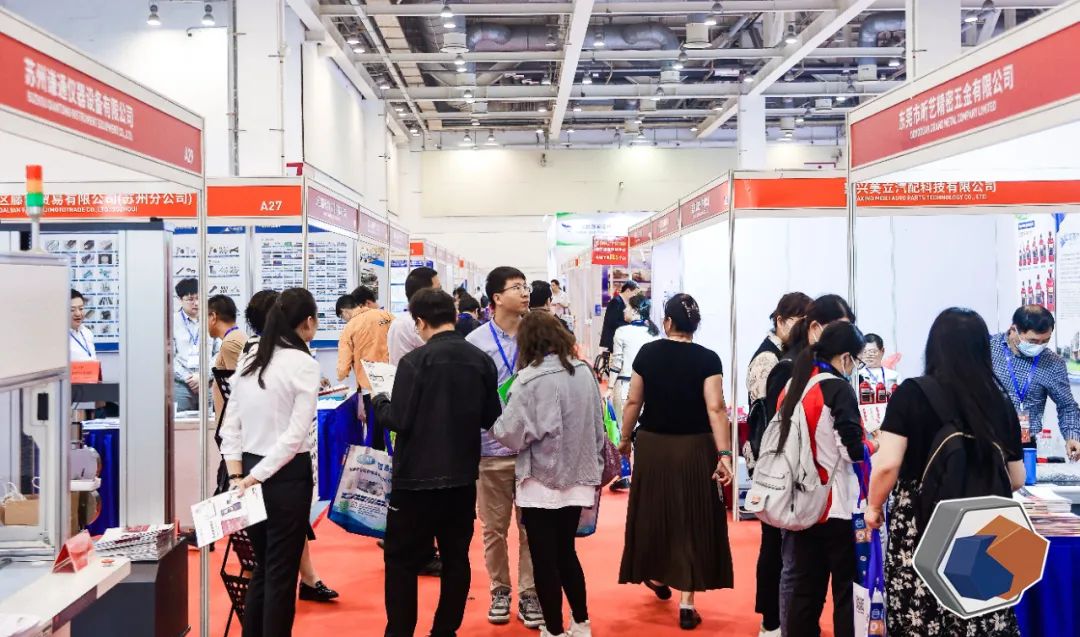 开云体育在线-比赛热度持续攀升，激情火拼