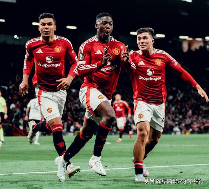 曼联客场辛苦夺胜，英超欧战希望满满