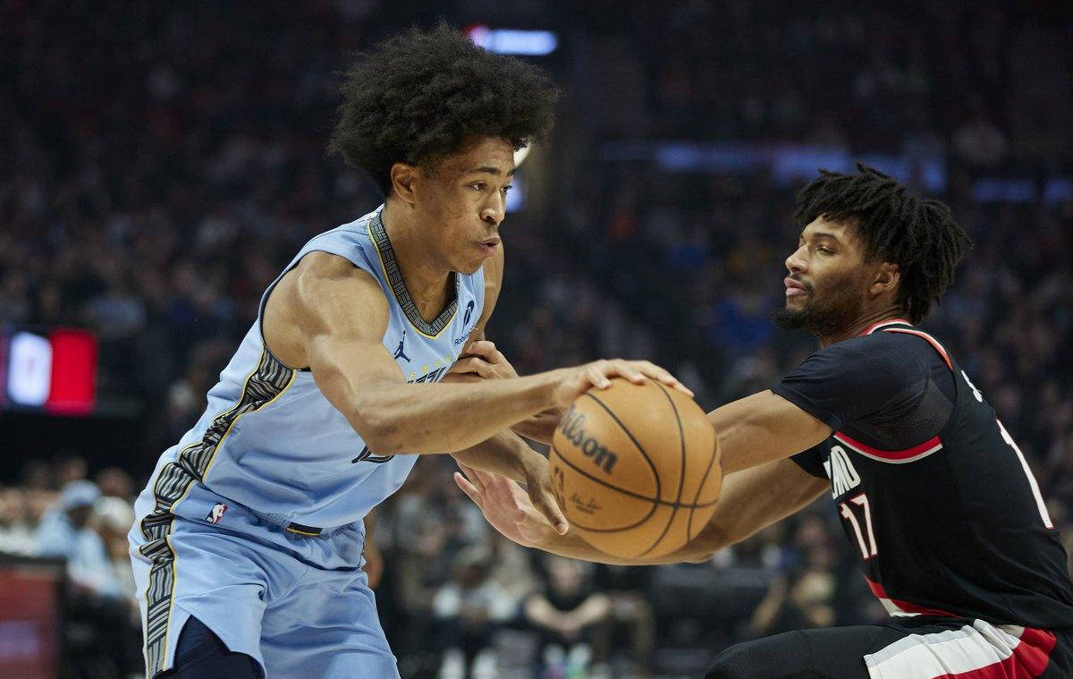 开云体育官方登录入口-关于灰熊队外线表现低迷，遭遇三连败的信息