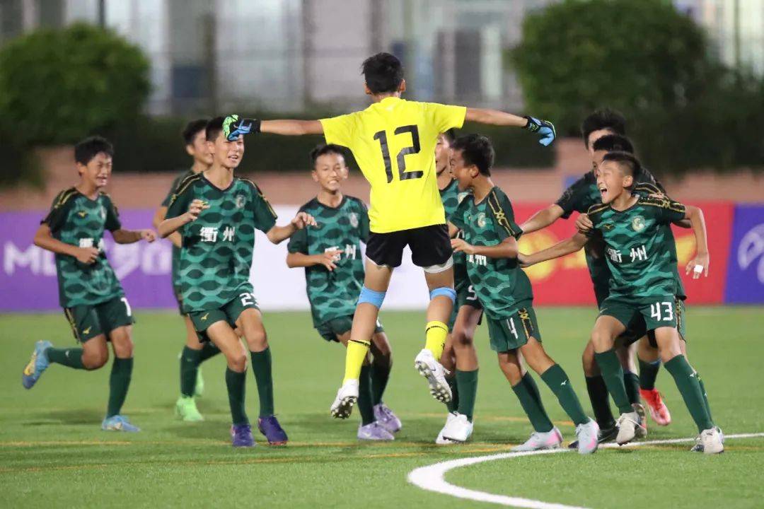 开云体育网页版登录入口-包含夺冠热门队伍在比赛中遭遇了不小的挑战的词条