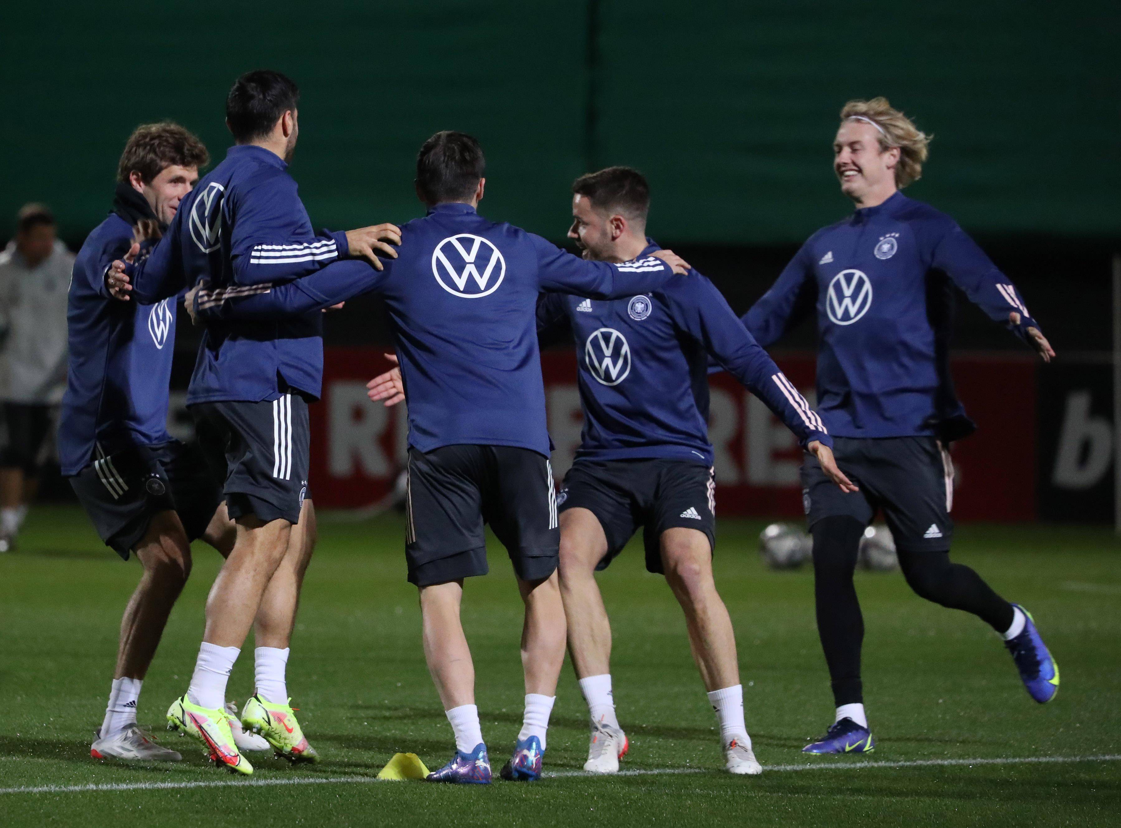 开云体育官网-惊艳德国队备战新一轮国际比赛，信心爆棚的简单介绍