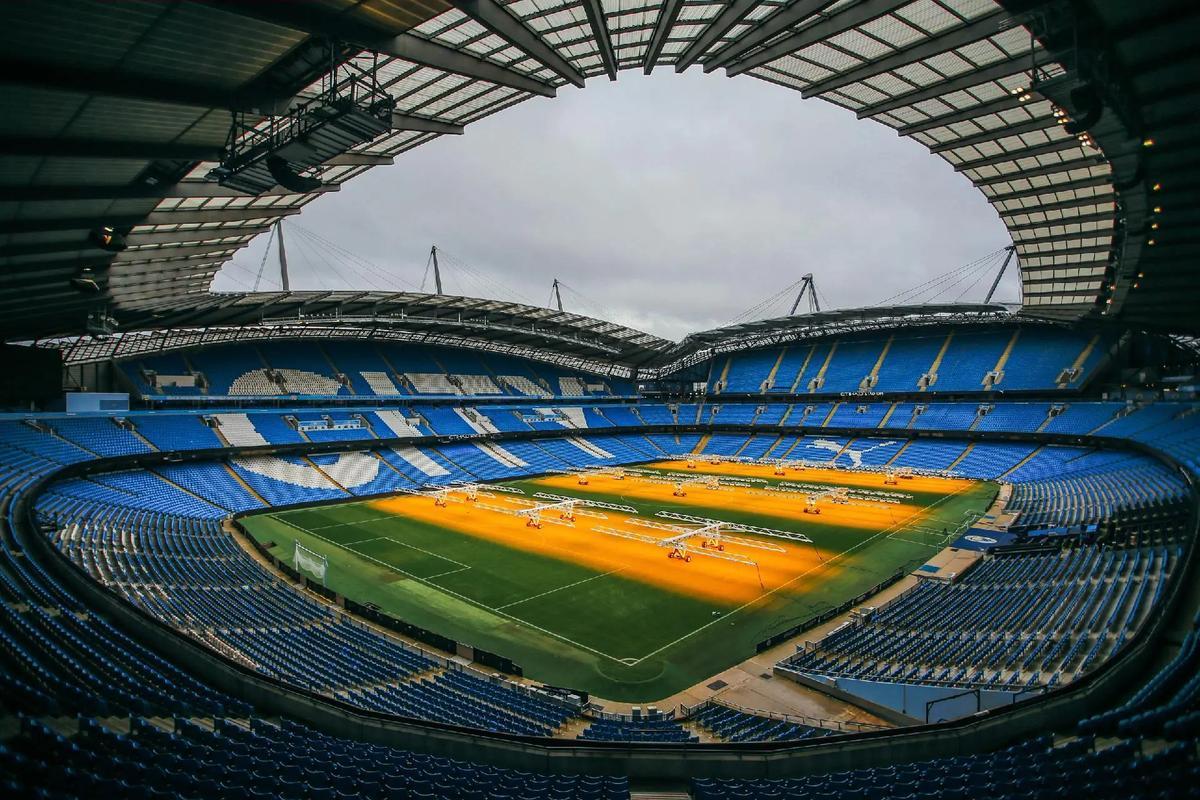 开云体育平台-曼城主场轻松胜出，继续保持一流