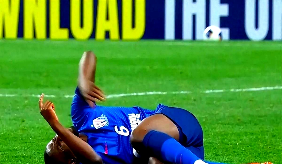 开云体育亚洲官网-热那亚前锋加西亚脚踝受伤，短期内无法上场的简单介绍