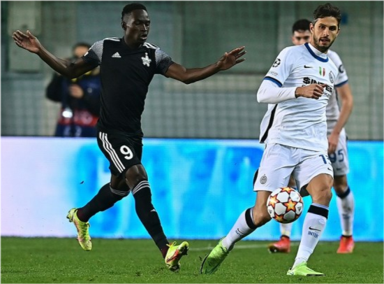 包含乌克兰胜摩尔多瓦，实现双杀，小组领跑的词条