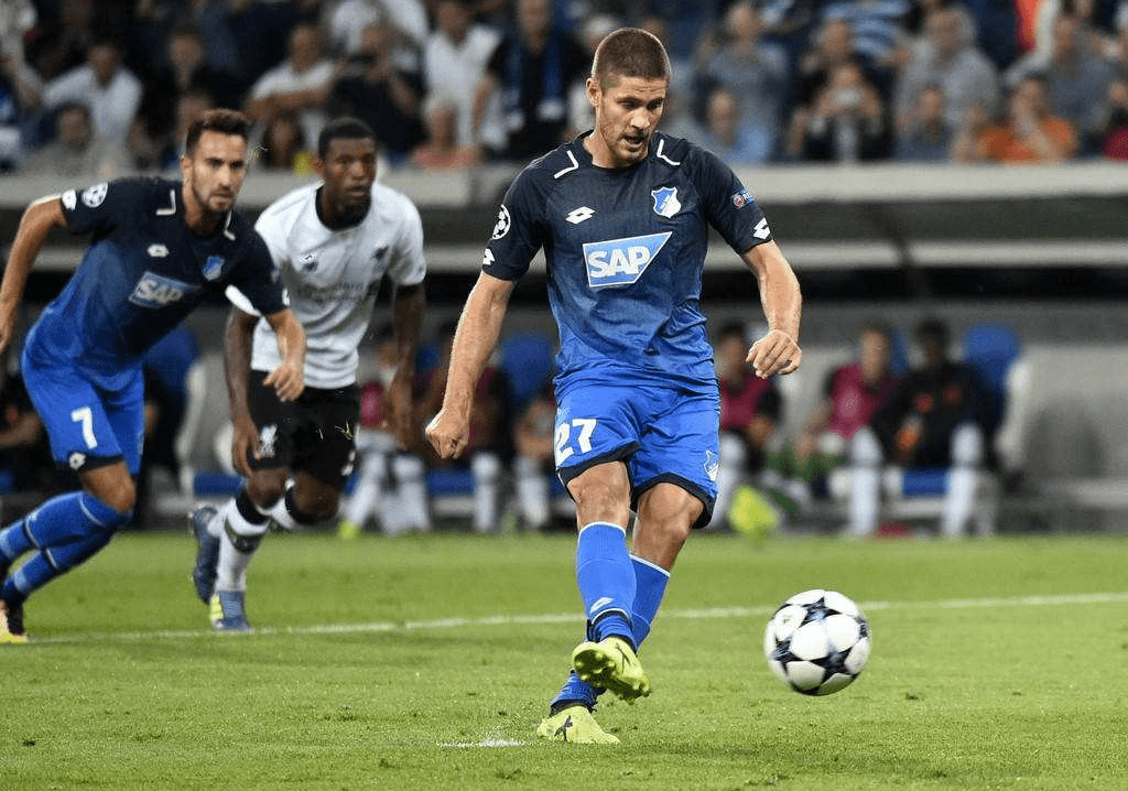 摩纳哥队士气大振，成功逆转比赛